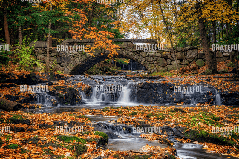 Autumn at the Stone Bridge