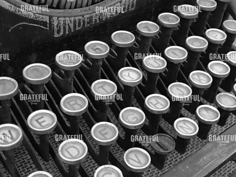 Typewriter B&W 3