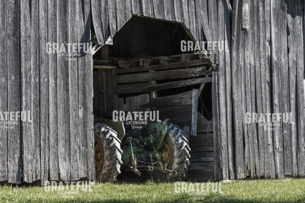 Barn-kept John Deere
