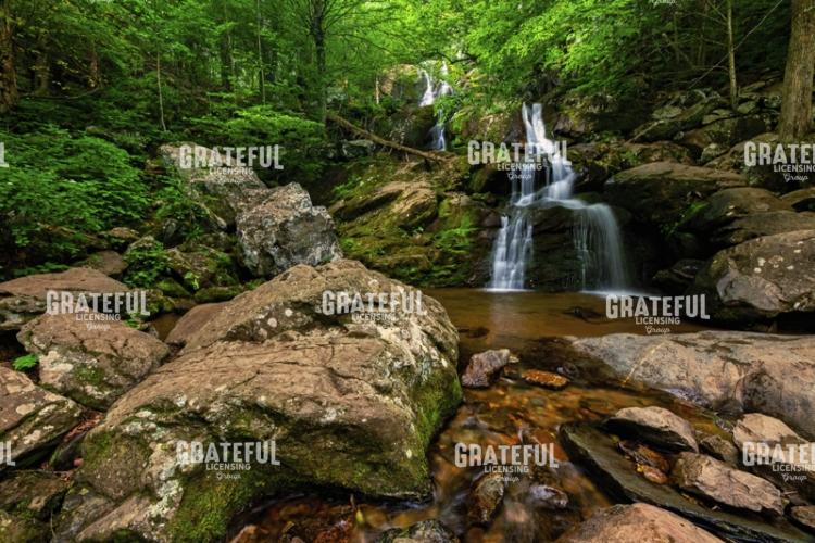 Dark Hollow Falls