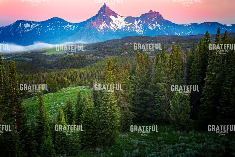 Alpenglow on Pilot Peak