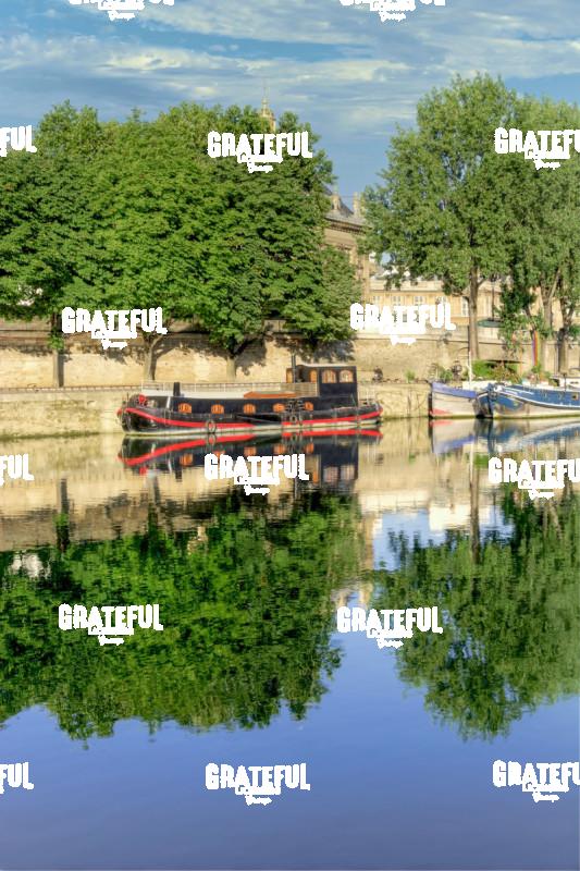 Paris_0638_AB _Seine Waterfront Boats #4