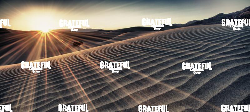 Sunrise on the sand dunes at Death Valley National Park