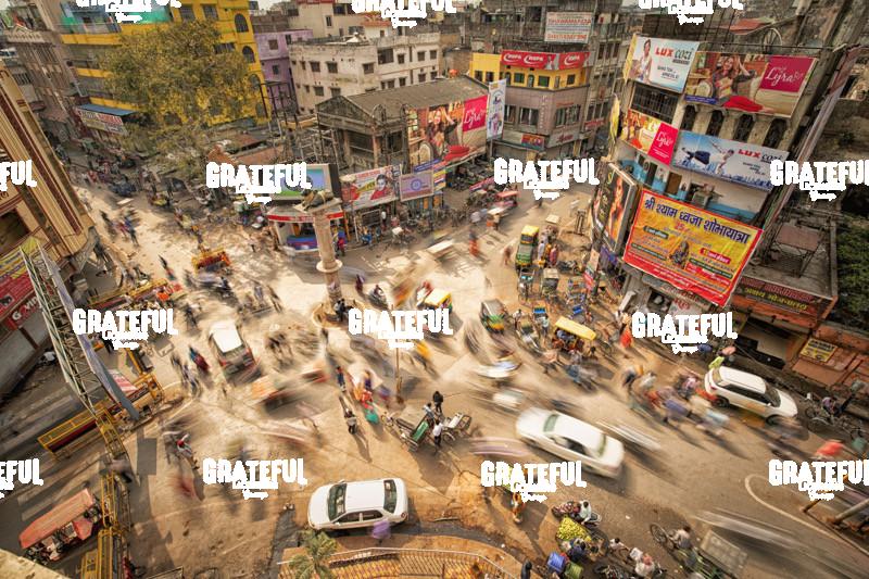 Busy intersection in the center of Varinasi, India