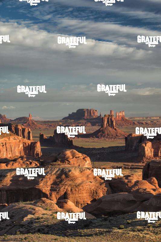 Picturesque Hunts Mesa rock formation in Monument Valley, Utah 3